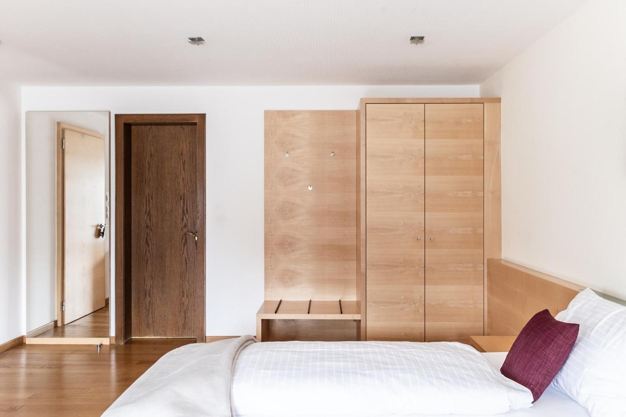 Hotel Loewen Лингенау Екстериор снимка